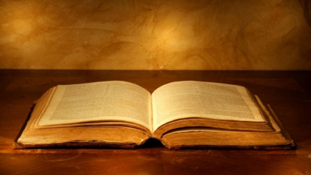 هل الكتاب المقدس يدعو إلى الرذيلة أم الفضيلة؟